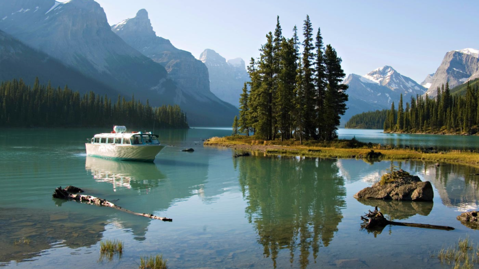 Photo of Maligne Lake, Improvement District No. 12, AB, Canada by vidhi bubna
