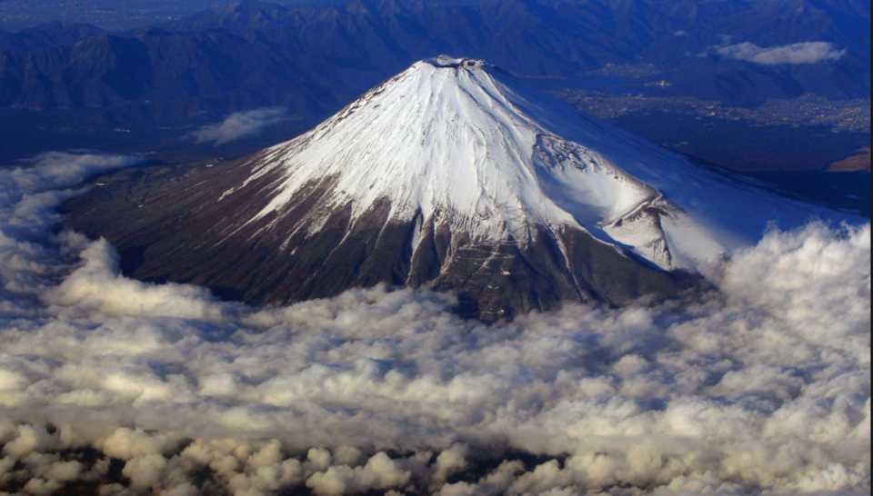 Photo of Mount Fuji, Fujinomiya, Shizuoka Prefecture, Japan by vidhi bubna