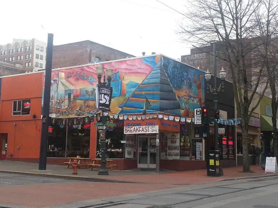 Photo of Powell's City of Books, West Burnside Street, Portland, OR, United States by Neha Kirpal