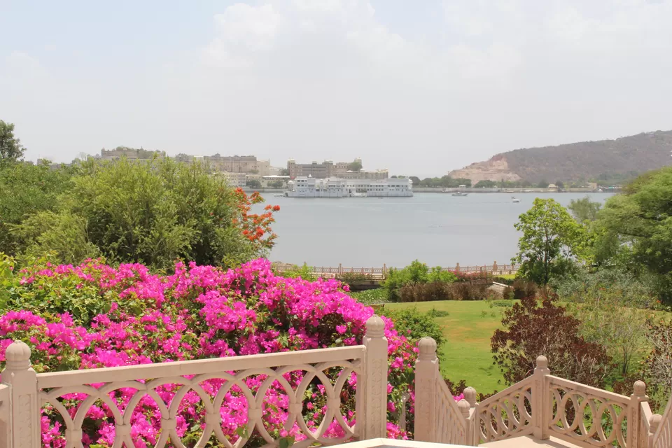 Photo of Lake Pichola, Pichola, Udaipur, Rajasthan by christinacolney