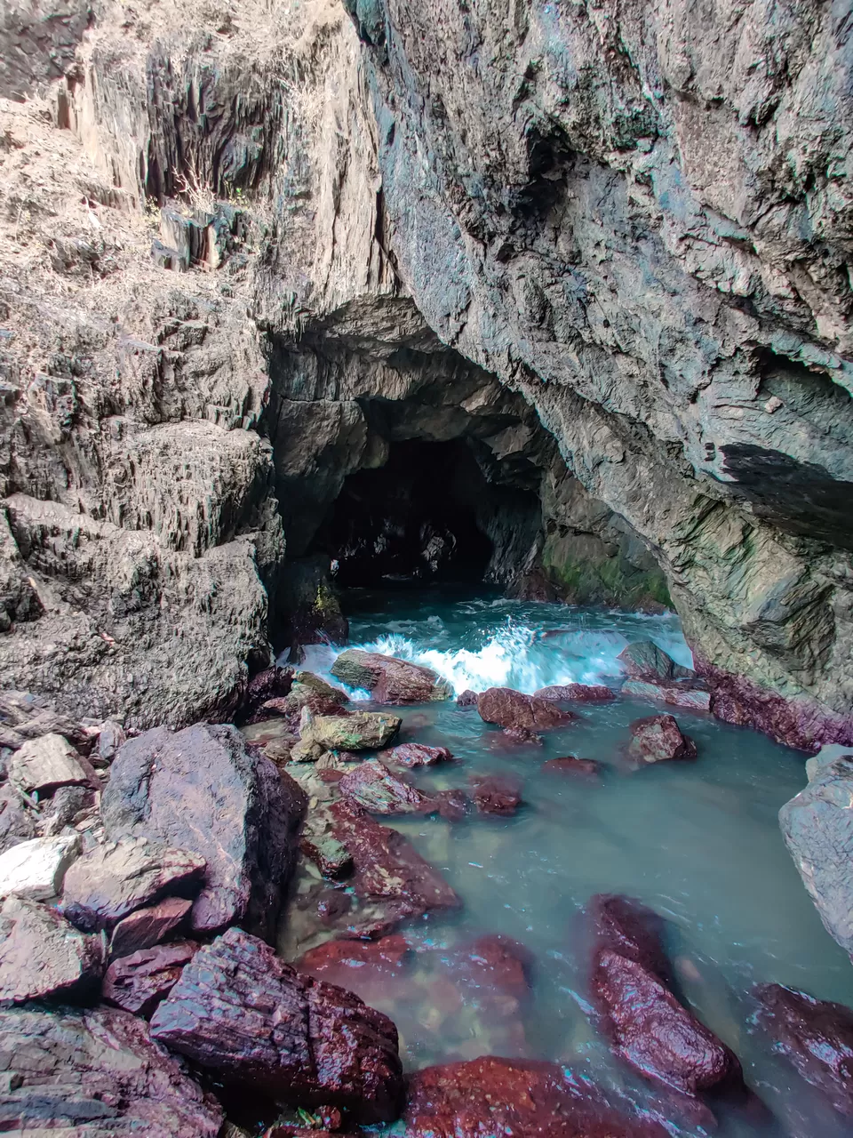Photo of Cupa Sea Cave 90meters by The HodoPillais