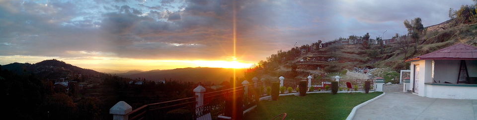 Photo of Mukteshwar : The Golden Peak above Nainital by Nikhil Aggarwal