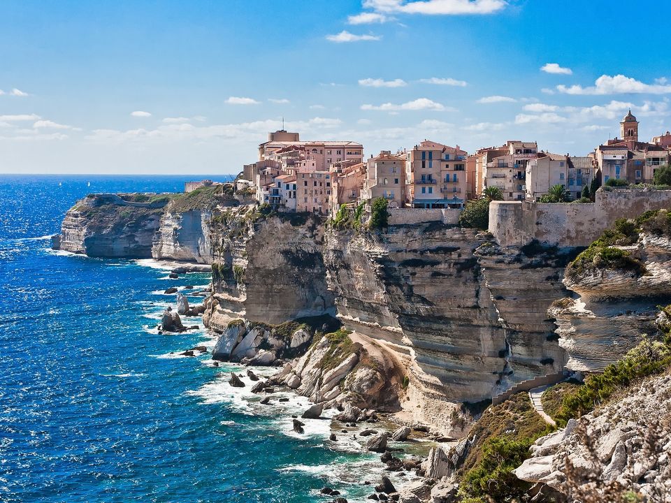 Photo of If money is nothing to you, These destinations is a perfect list ! 2/8 by Nikhil Aggarwal