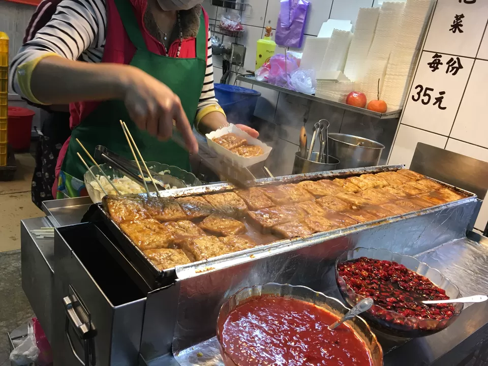 Photo of Jiufen Old Street, Jishan Street, Ruifang District, New Taipei City, Taiwan by Rohan Sahu