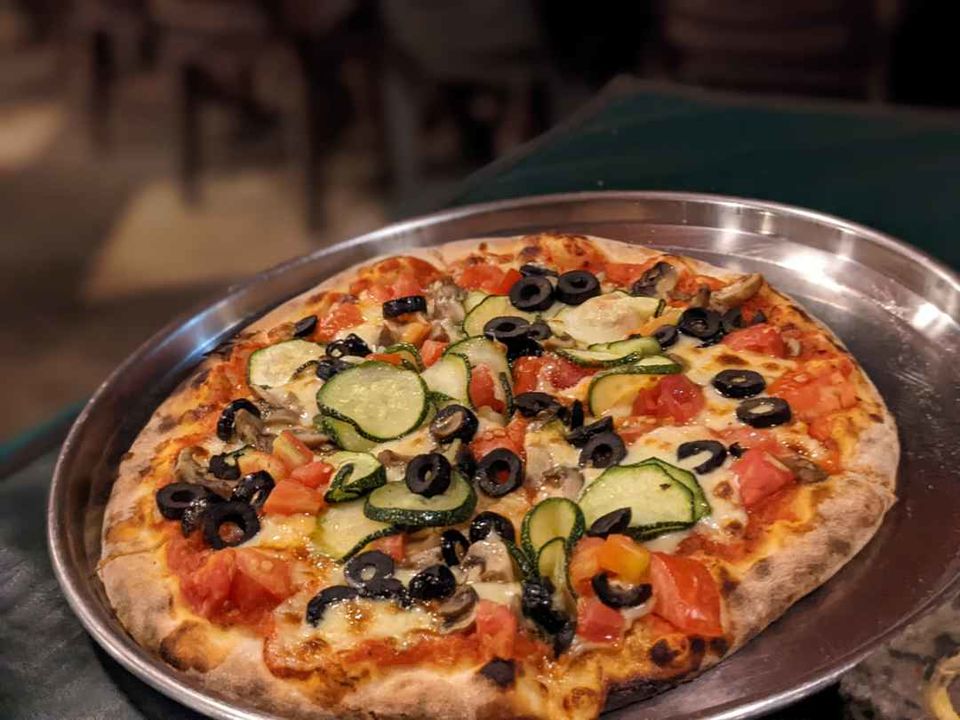 Photo of Tanto Pizzeria by Aparajita