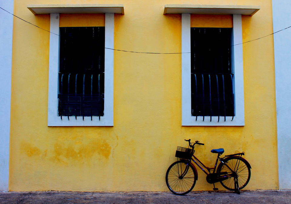 Photo of All About The Beautifully Colored Walls Of Pondicherry- A Photo Story! by Riyanka Roy