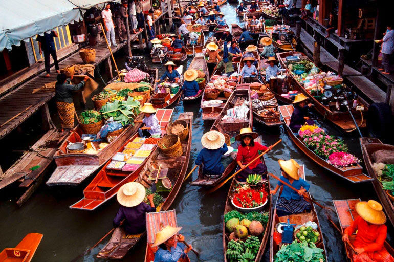 Photo of 5 Floating Markets Of Bangkok That You Shouldn’t Miss 5/5 by Riyanka Roy