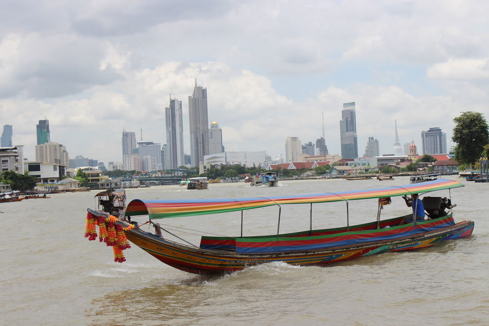 Photo of Exploring The Best Of Bangkok In Just A Day! ~ A Photo Blog 21/23 by Riyanka Roy
