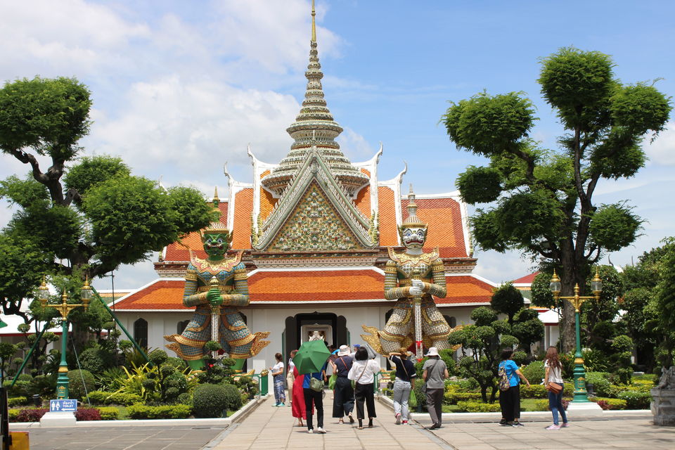 Photo of Exploring The Best Of Bangkok In Just A Day! ~ A Photo Blog 20/23 by Riyanka Roy