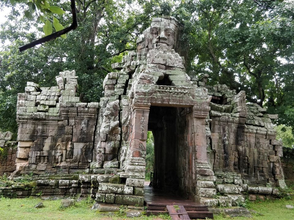 Photo of Angkor Wat, Krong Siem Reap, Cambodia by Riyanka Roy