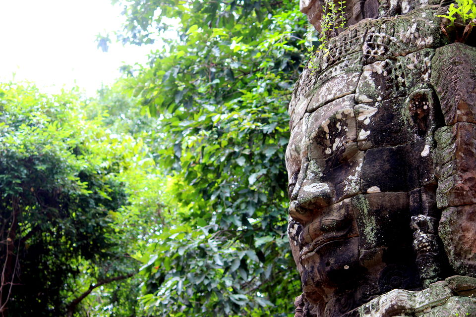Photo of Bayon Temple, Krong Siem Reap, Cambodia by Riyanka Roy