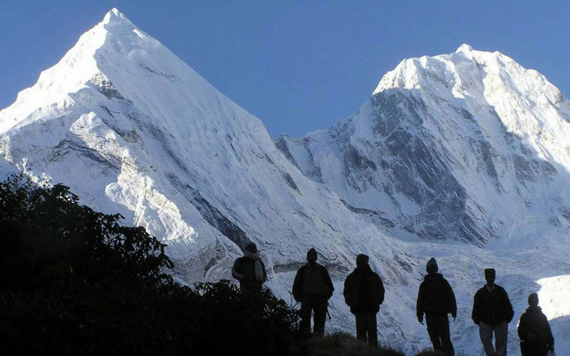 Photo of 8 Glaciers In India That Every Trekker Needs to Visit Before They Disappear 5/8 by Riyanka Roy