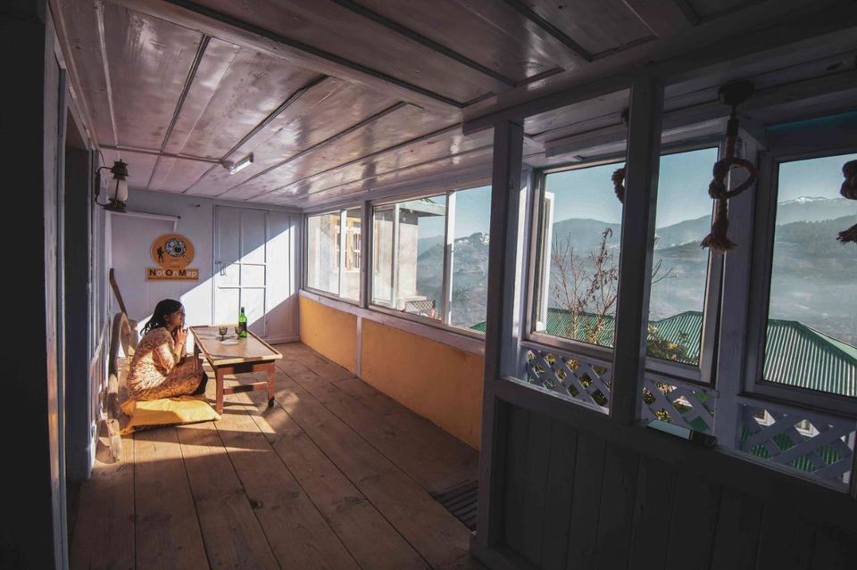 Photo of Spend A Night For Less Than 1500 INR At These Cozy Stays In Shimla 1/9 by Riyanka Roy