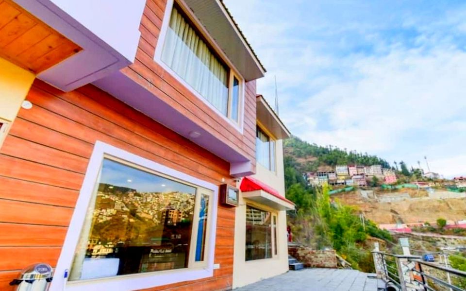 Photo of Spend A Night For Less Than 1500 INR At These Cozy Stays In Shimla 9/9 by Riyanka Roy