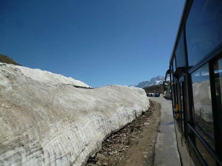 Photo of Girl GaNg ON !!! A trek to Sissu Valley in Himachal Pradesh by Vaidehi Kasat 