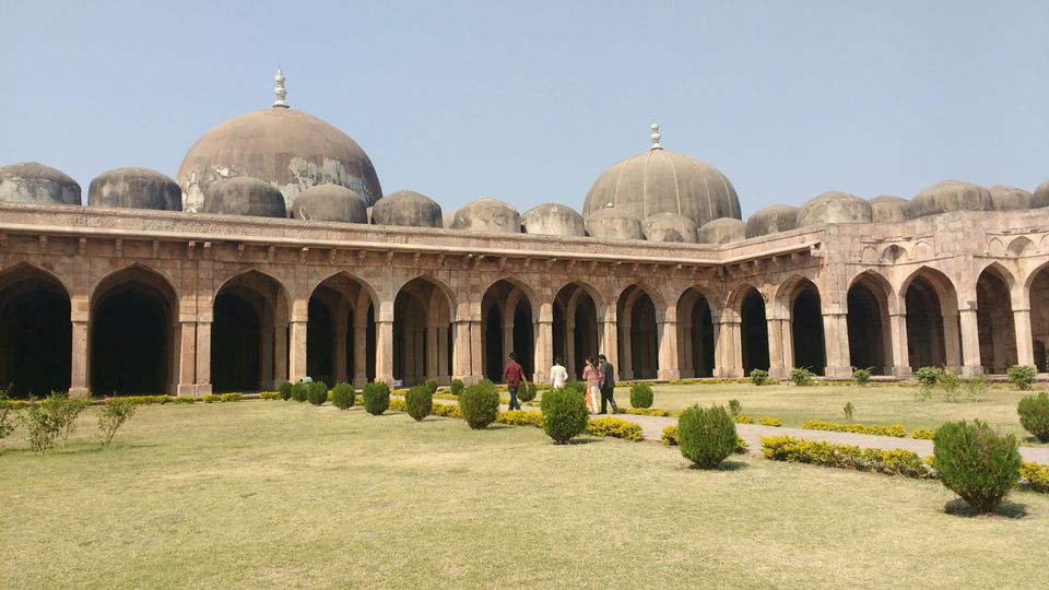Photo of Mandu, Mandav, Madhya Pradesh, India by Rajeshwari Pawar