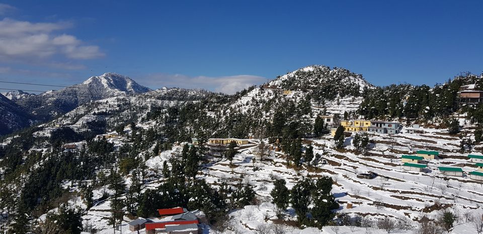 Photo of Snowfall Kanatal, Dhanaulti, Uttarakhand by Deepak Meena