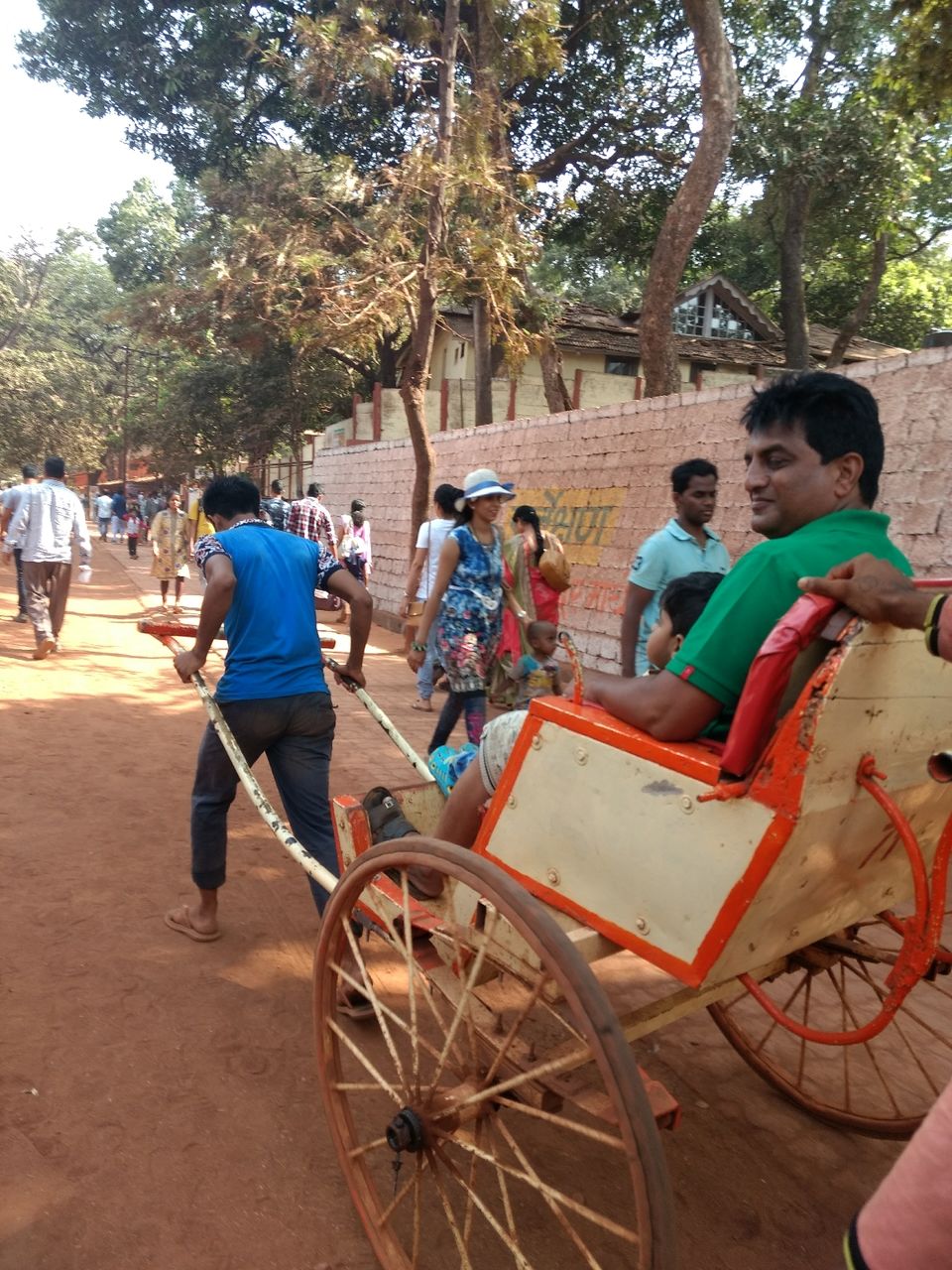 Photo of Matheran, Maharashtra, India by Dhivya Dilipkumar