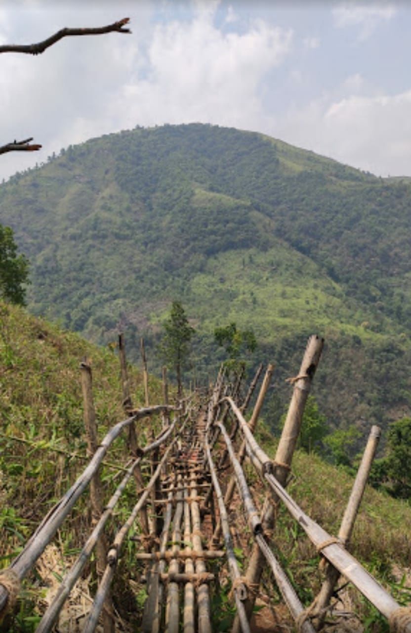 Photo of The Mawrynkhang trek/ Bamboo trail trek, Wahkhen, Meghalaya by Dhivya Dilipkumar