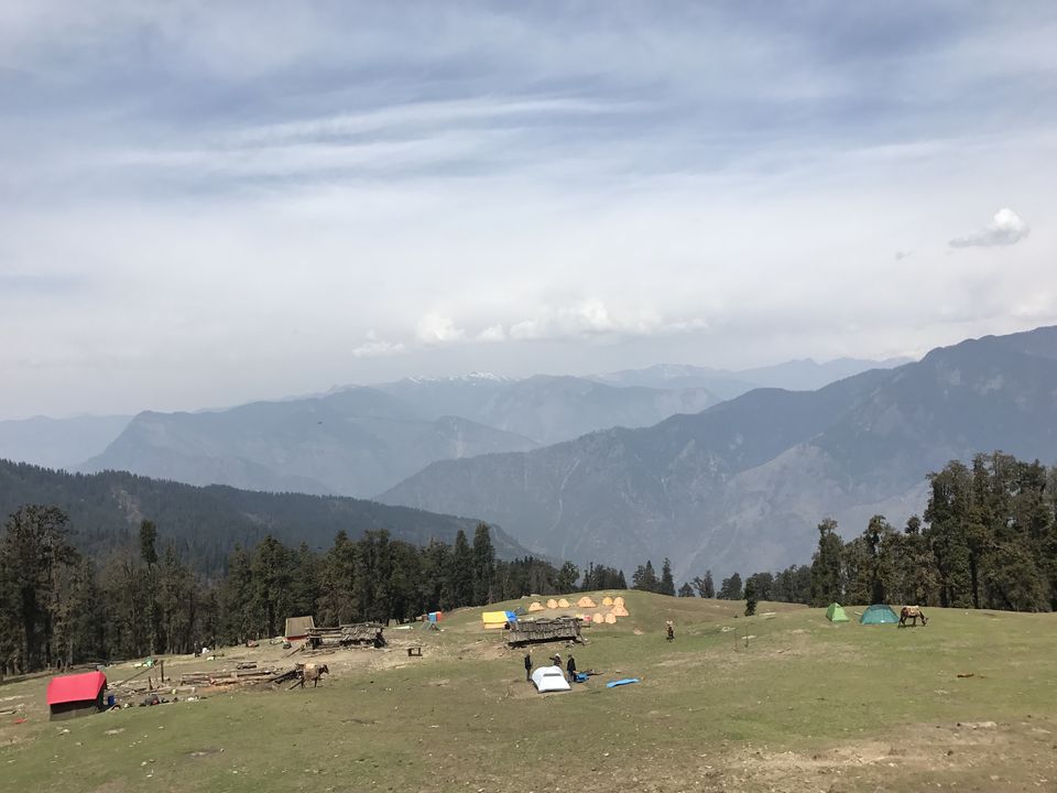 Photo of Kedarkantha Bace Camp, Singtur Range, Uttarakhand, India by Shantanu Srivastava