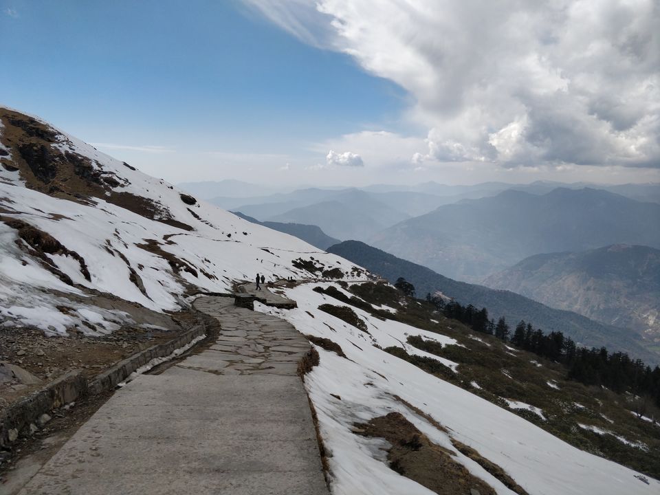 Photo of Chopta, Tungnath, Chandrashila, Deoriyatal Circuit - Solo Trekking by Shantanu Srivastava