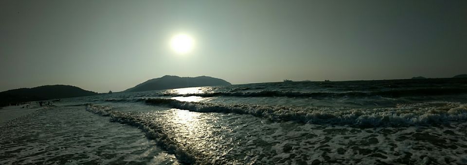 Photo of Karwar Beach, Karwar, Karnataka, India by Chirag S K