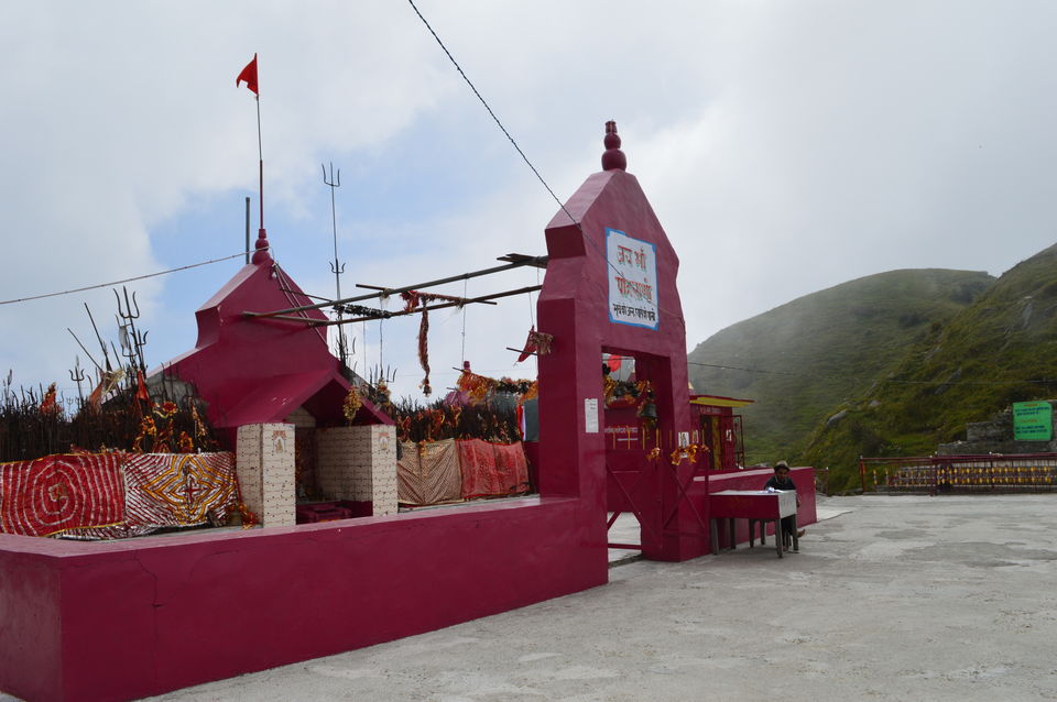 Photo of Highest Peak in Dalhousie....Dainkund Peak....Pohlani Mata Devi by Chetali Dh