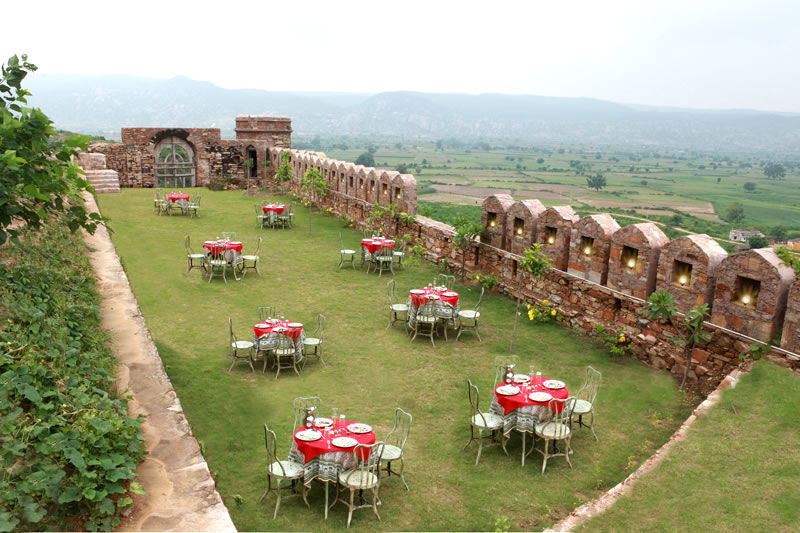 Photo of Escape The Cityscape: Bask in Opulence at these Getaway Hotels Near Jaipur by Saumiabee