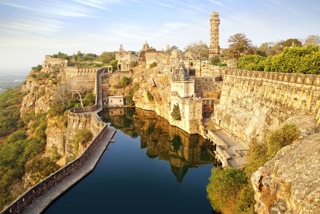 Photo of Escape The Cityscape: Bask in Opulence at These Hotels Near Jaipur by Saumiabee