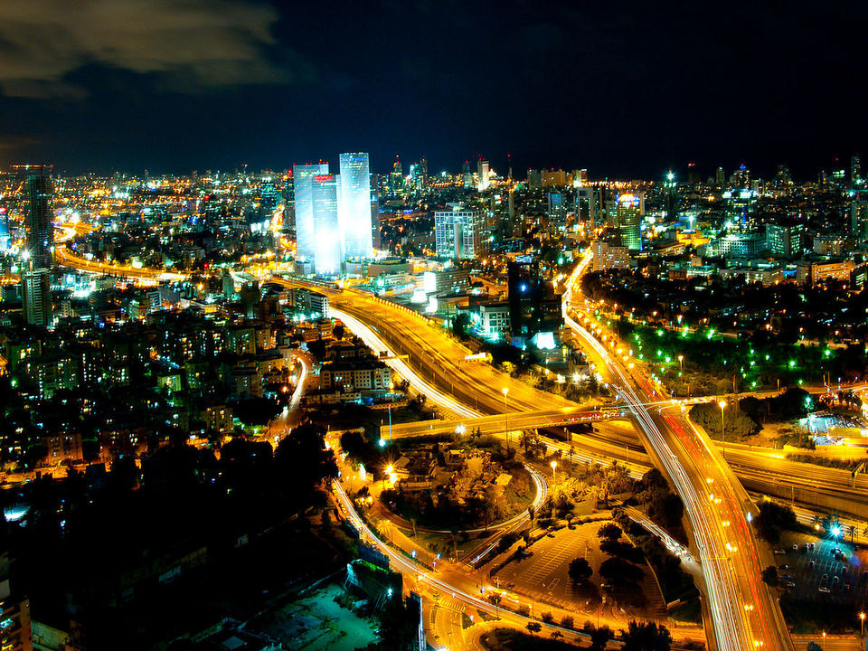 Photo of Tel Aviv District, Israel by Saumiabee