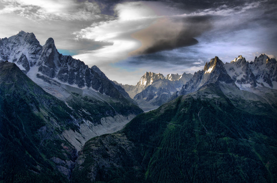 Photo of Tour Du Mont Blanc, Chemin du Closet, Les Houches, France by Saumiabee