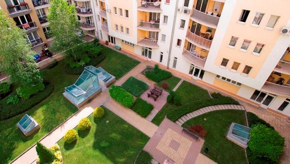 Photo of Just like home hostel, Budapest, Tompa Street, Hungary by Saumiabee