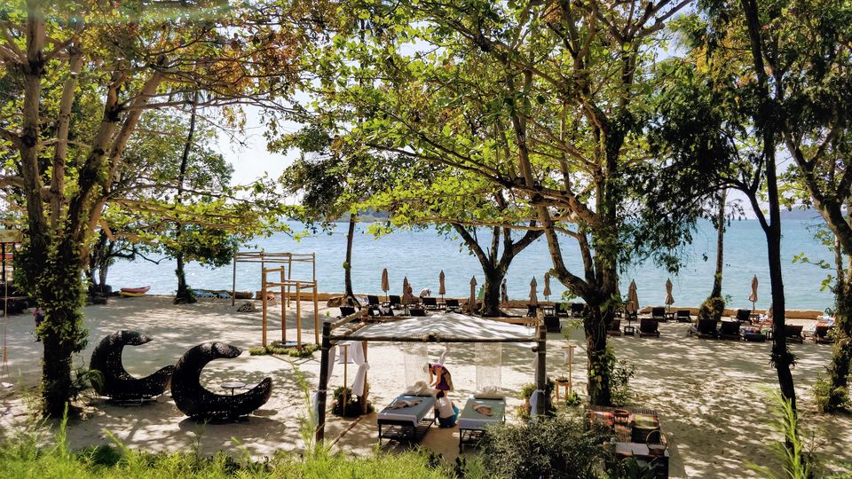 Photo of Sea View Resort & Spa - Koh Chang Ko Chang Trat Thailand by Saumiabee