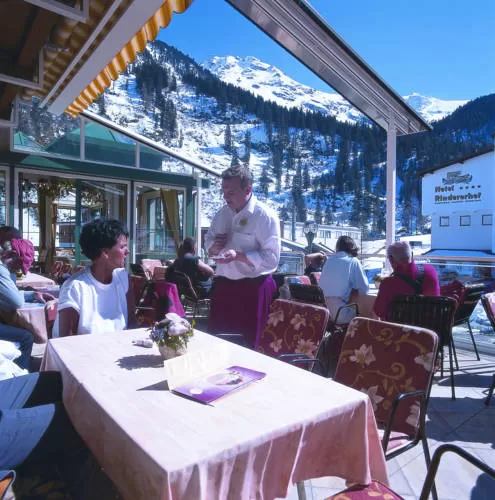 Photo of Hotel Gletscher & Spa Neuhintertux, Gemeinde Tux, Austria by Saumiabee