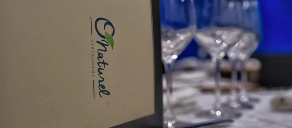 Photo of O'naturel, Rue de Gravelle, Paris, France by Saumiabee