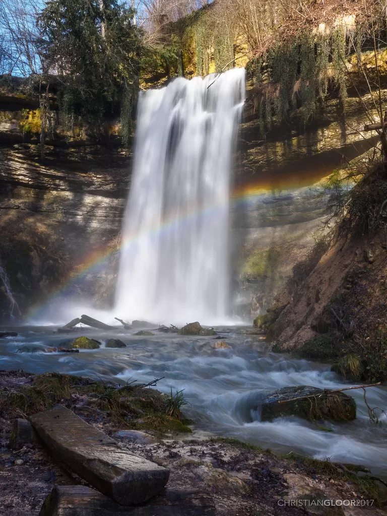 Photo of Rainbow Falls, Nohkalikai Rd, Cherrapunjee, Meghalaya, India by Saumiabee