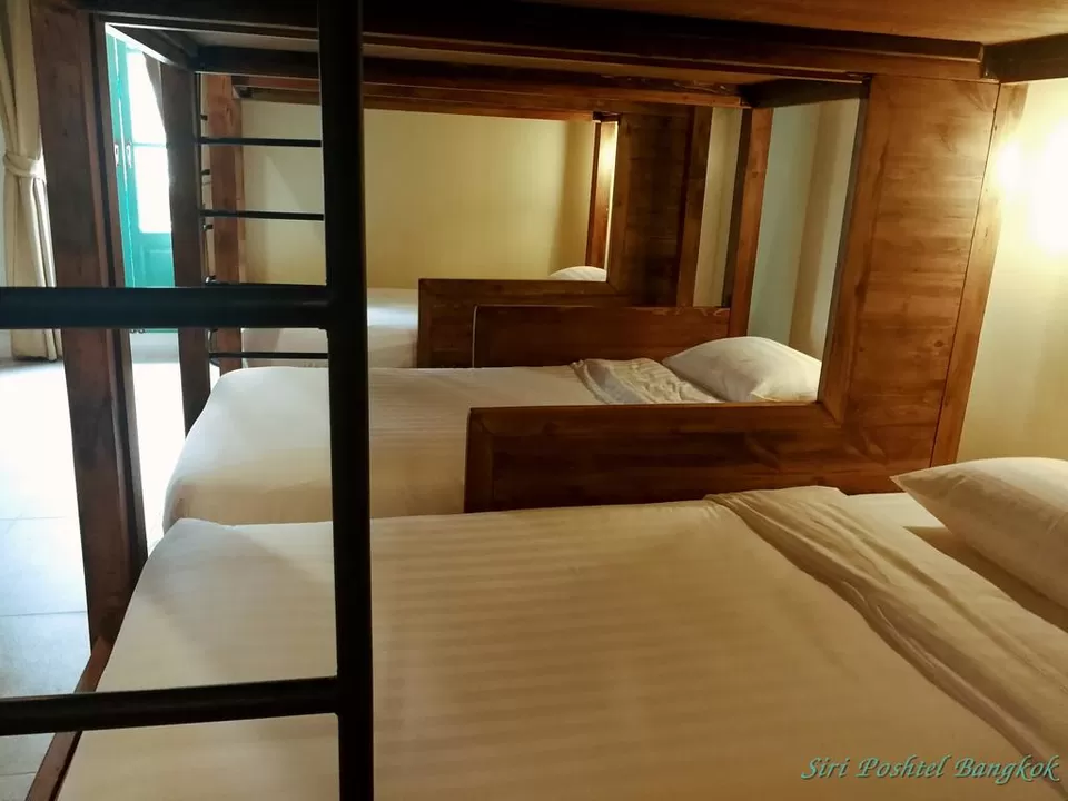 Photo of Siri Poshtel Bangkok, Phraeng Sanphasat Road, San Chao Pho Sua, Phra Nakhon, Bangkok, Thailand by Saumiabee