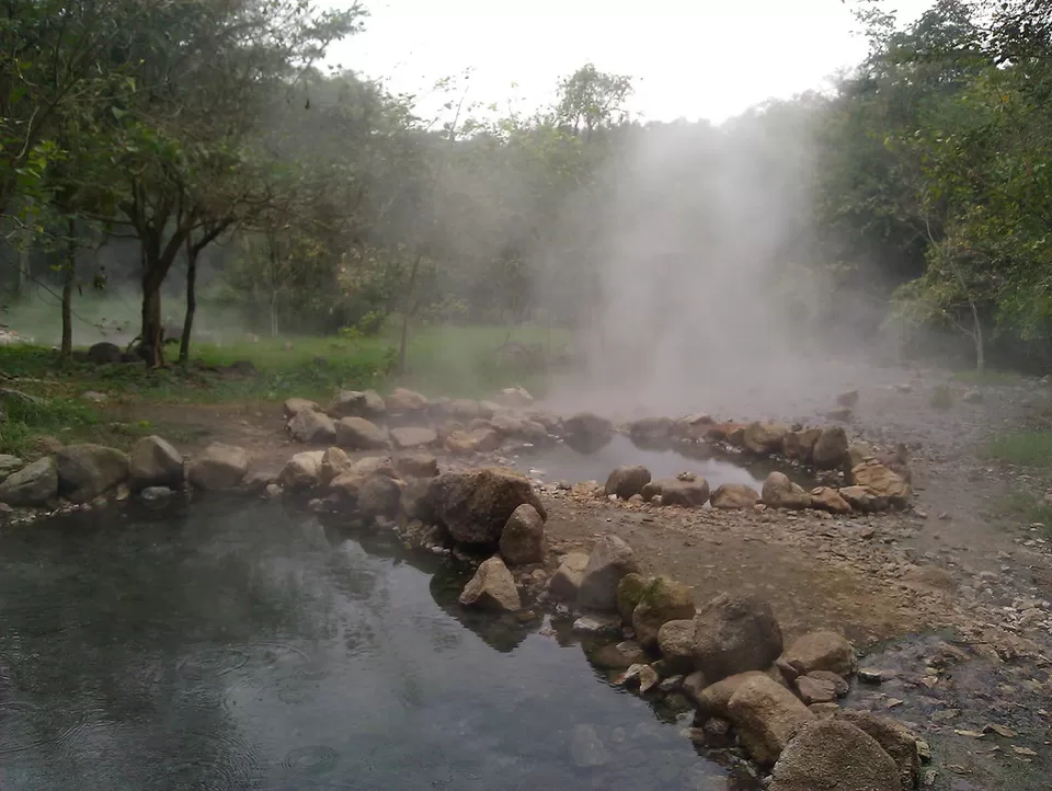 Photo of Tha Pai Hot Spring, Mae Hi, Pai, Mae Hong Son, Thailand by Saumiabee