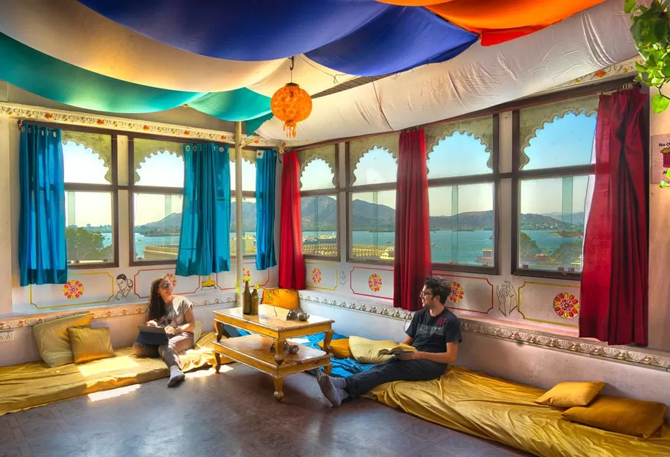Photo of Bunkyard Hostel, Lal Ghat Road, Silawatwari, Udaipur, Rajasthan, India by Saumiabee