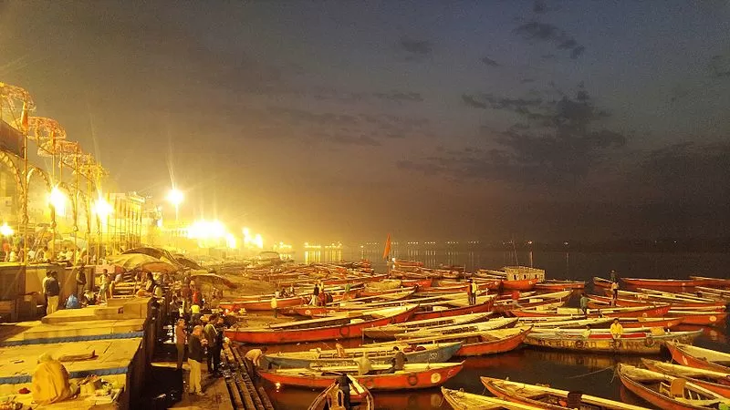Photo of Varanasi, Uttar Pradesh, India by Saumiabee