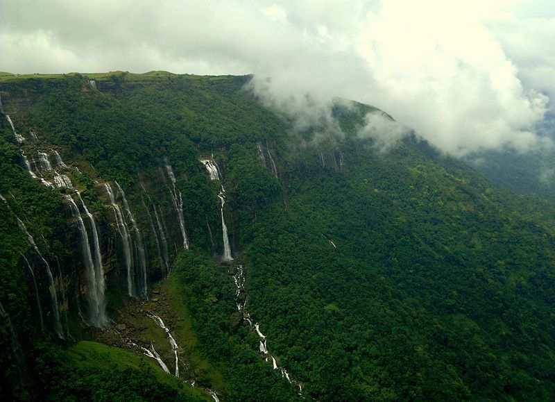 Photo of 10 Gorgeous Destinations That You Need To Tick Off Your List If You're a Drone Enthusiast by Saumiabee