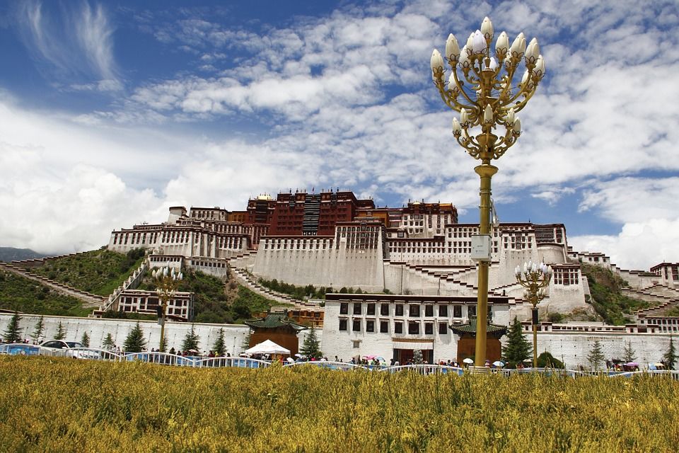 Photo of Here’s How I Took The Most Epic Road Trip Of My Life – All the Way To Everest Base Camp! 2/5 by Saumiabee
