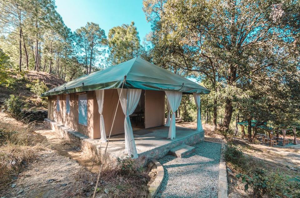 Photo of Only 9 Hours Away from Delhi Is This Dreamy Property Where You Can Glamp Under the Himalayas by Saumiabee