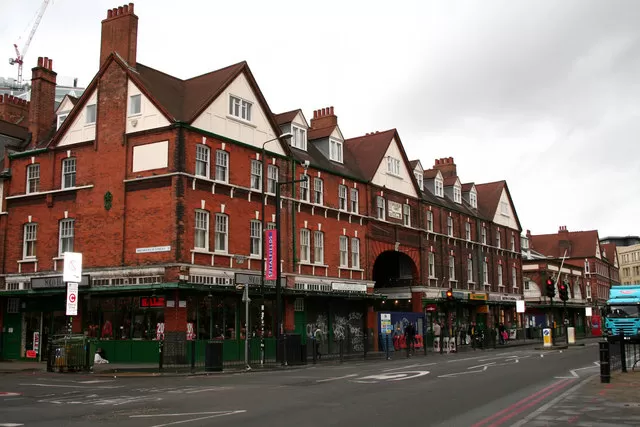Photo of Old Spitalfields Market, Brushfield Street, London, UK by Saumiabee