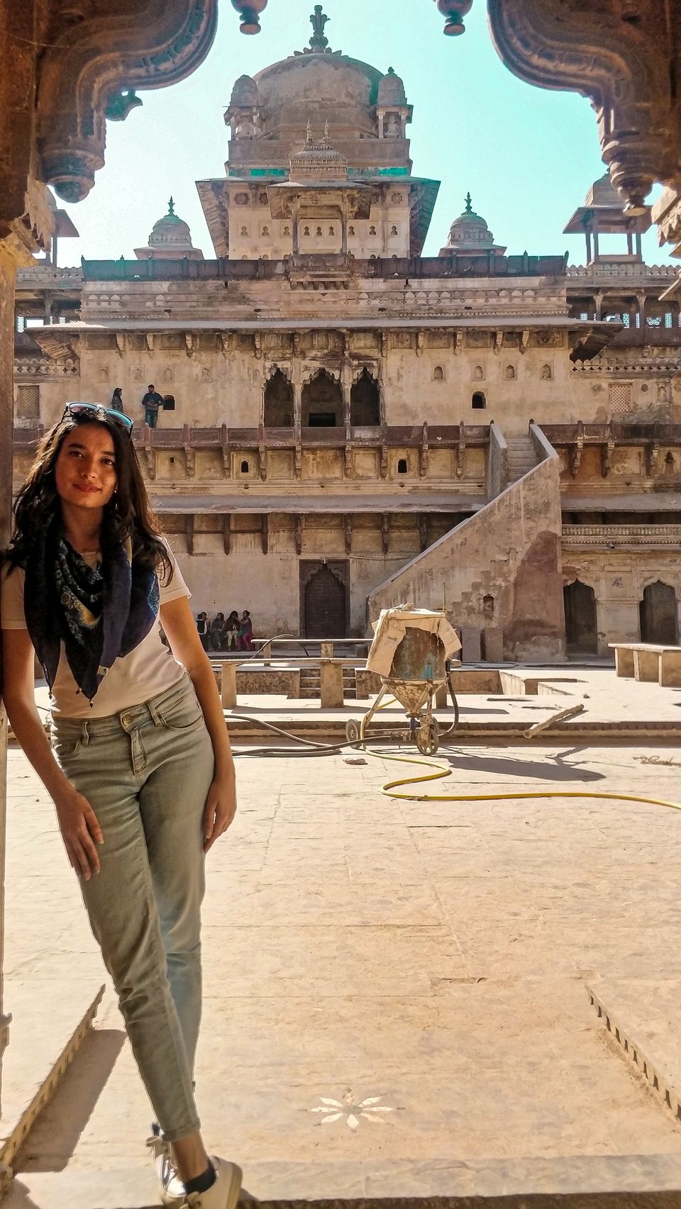 Photo of Orchha Fort complex, Orchha, Madhya Pradesh, India by Saumiabee