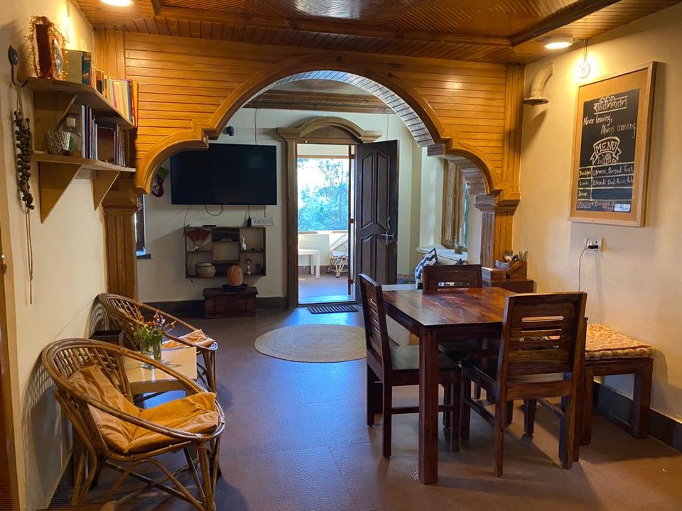 Photo of 9 Hours From Delhi, This Picturesque Homestay Offers Splendid Hospitality & a Workspace With a View! 5/13 by Saumiabee