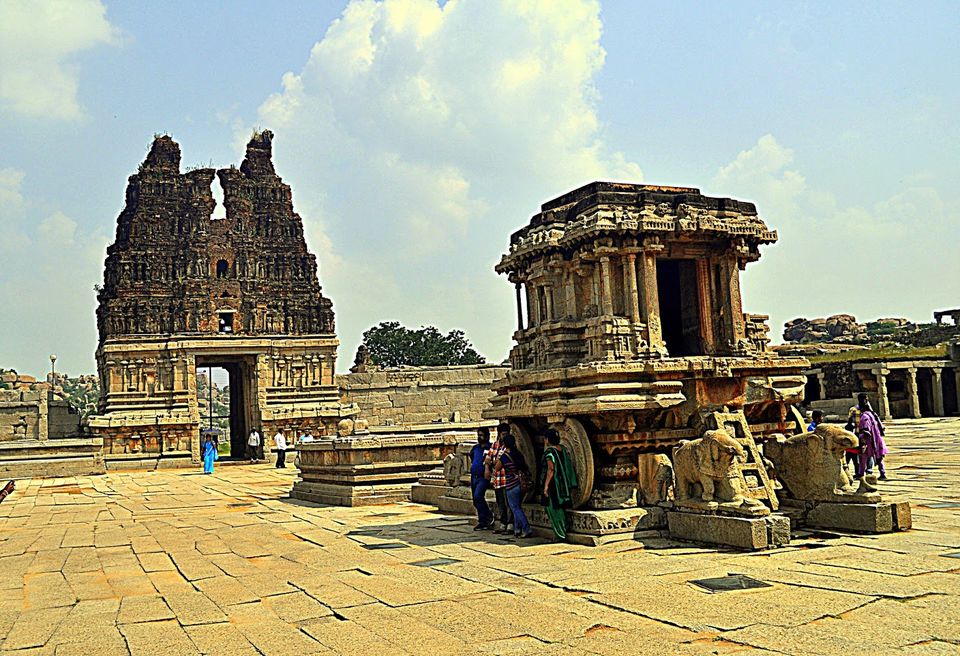 Photo of Hampi: Criss-crossing between History and Mythology 3/3 by Traveler's Lunchbox