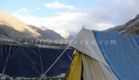 Photo of Bhojwasa Way, Taknaur Renge, Uttarakhand, India by Sukanya Ghosh