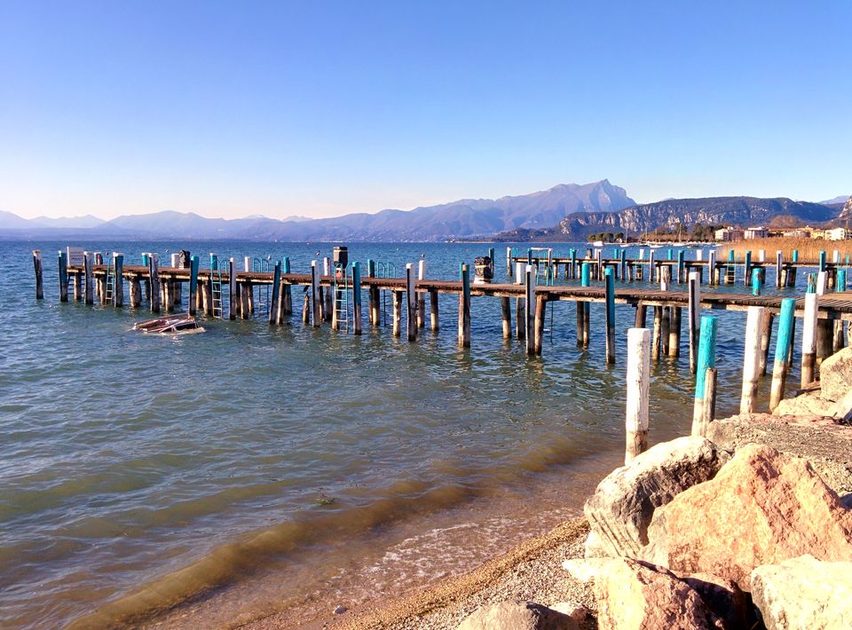Photo of Lake Garda: Italy's Place of Observation by Pranav Harish