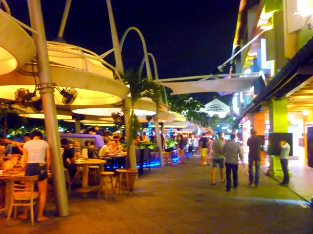 Photo of Clarke Quay Singapore by Saurabh Dutta